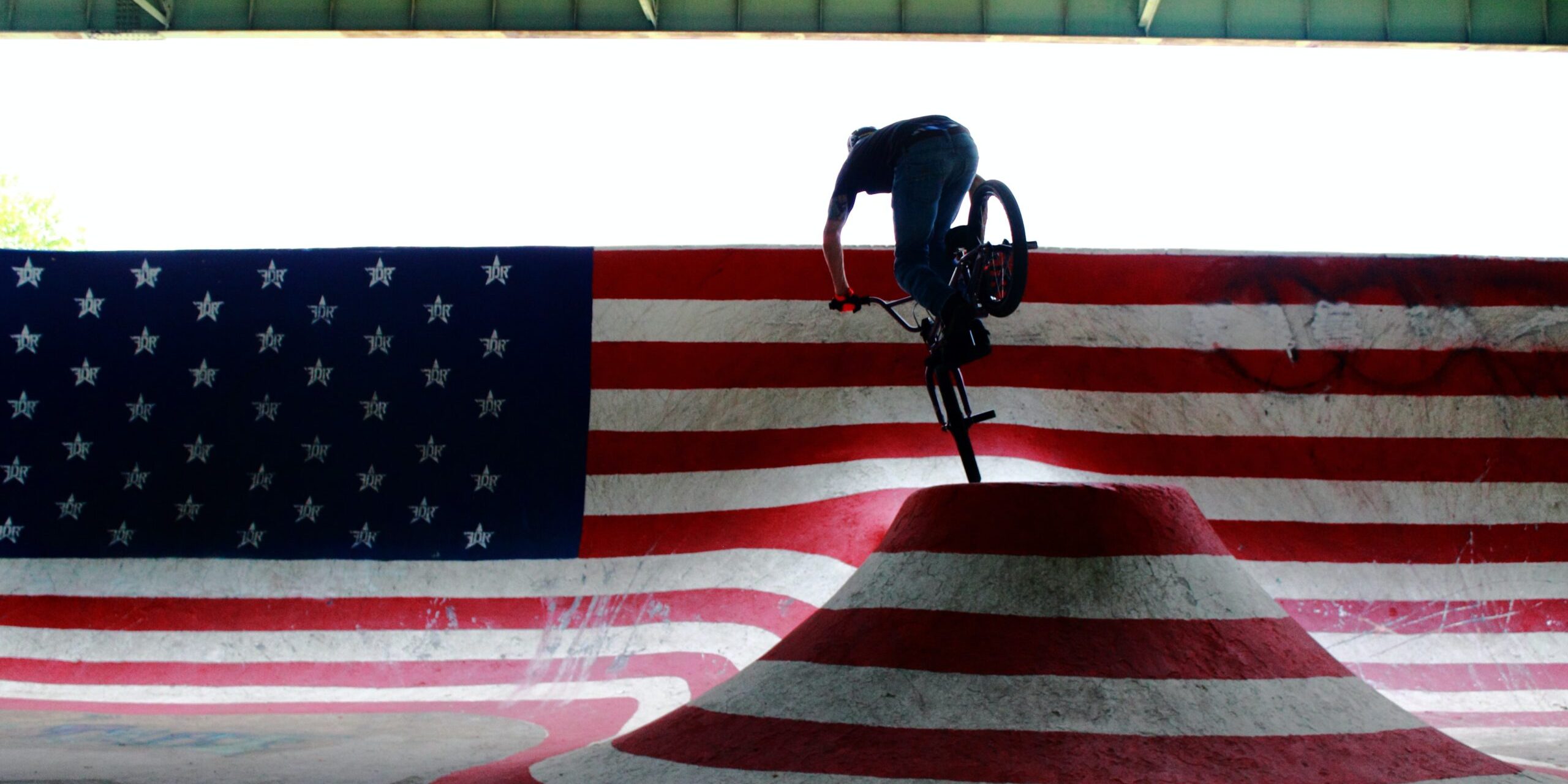 adam-marcucci-NVvFpToXnF0-unsplash